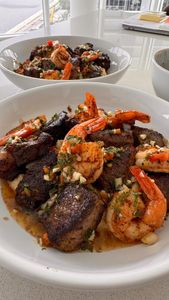 Instagram post by @entres__