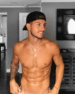 Instagram post by @jayphysiq