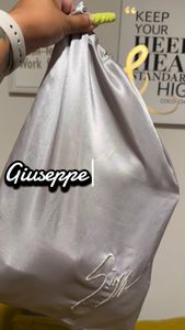 Instagram post by @fanyamour