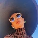 @aureta Instagram Profile