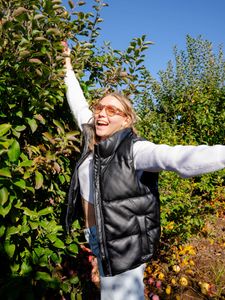 Instagram post by @jadecarey