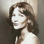 @danielledomrose Instagram Profile