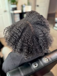 Instagram post by @beautibydenyse