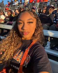 Instagram post by @fxmous._mya