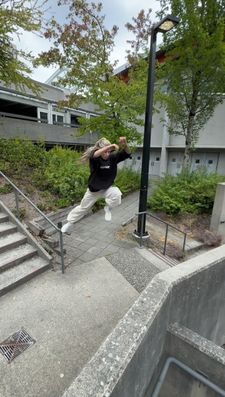 Instagram post by @brittneydurant_