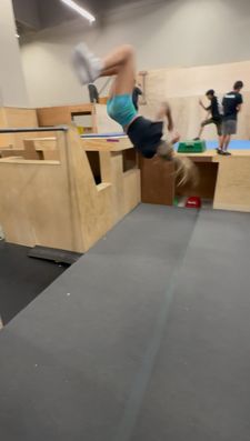 Instagram post by @brittneydurant_